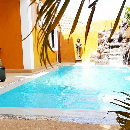 Hideland - The Luxury Tropical Villa パッタヤー エクステリア 写真