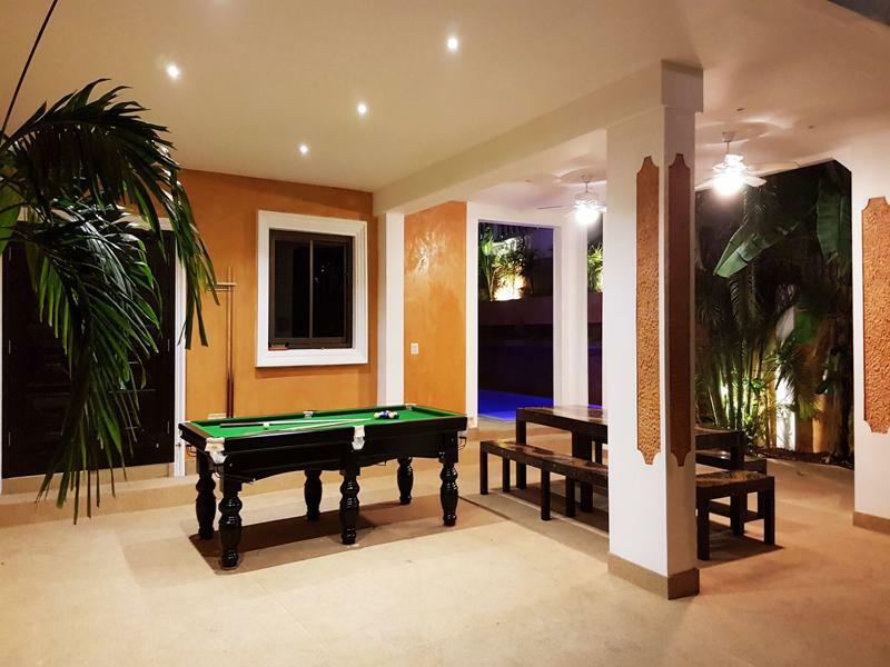 Hideland - The Luxury Tropical Villa パッタヤー エクステリア 写真