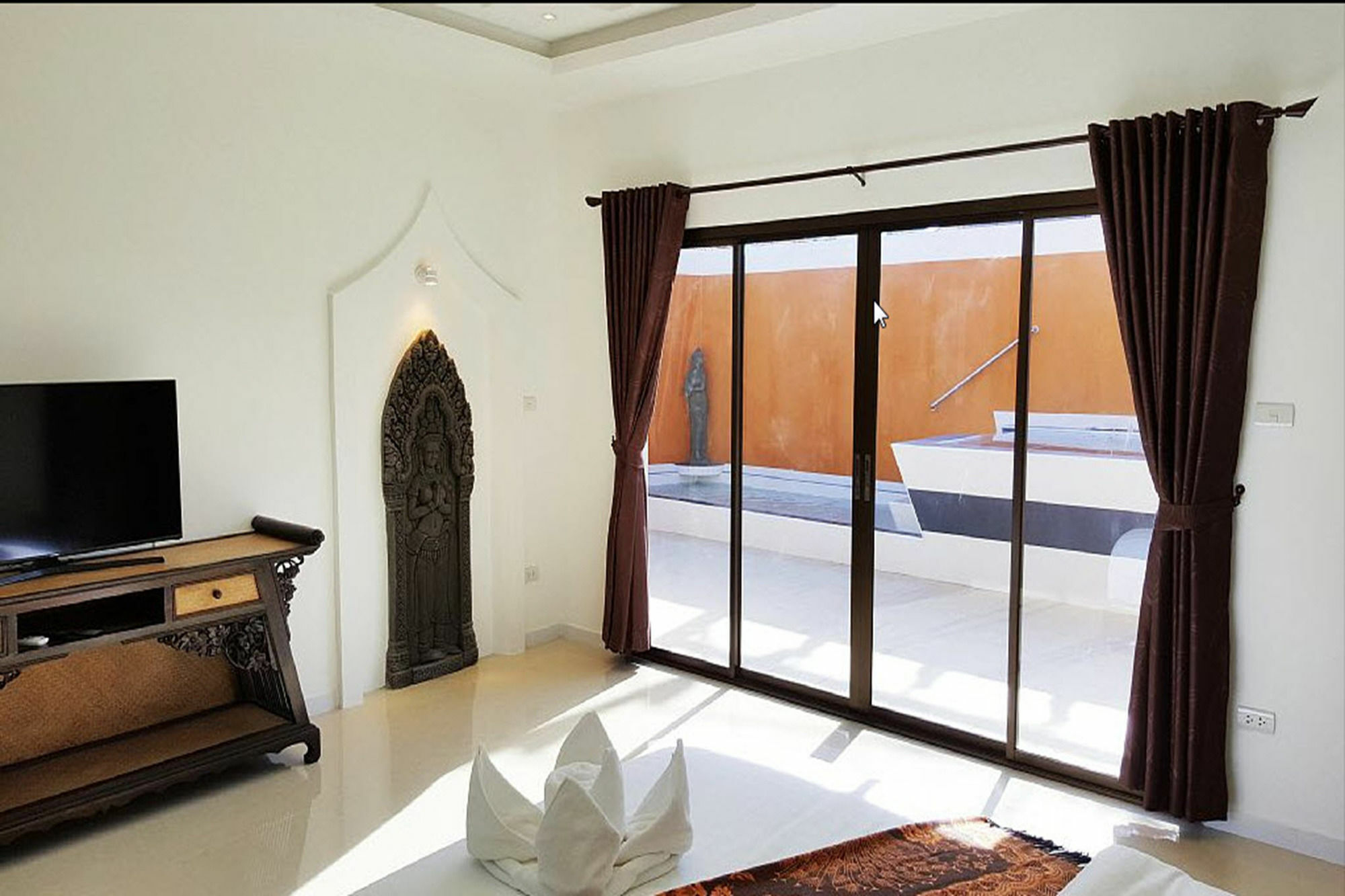 Hideland - The Luxury Tropical Villa パッタヤー エクステリア 写真